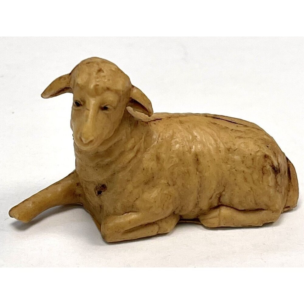 VTG ART PLASTICS 2.5" Replacement Nativity Laying SHEEP Figurine Hong Kong EUC
